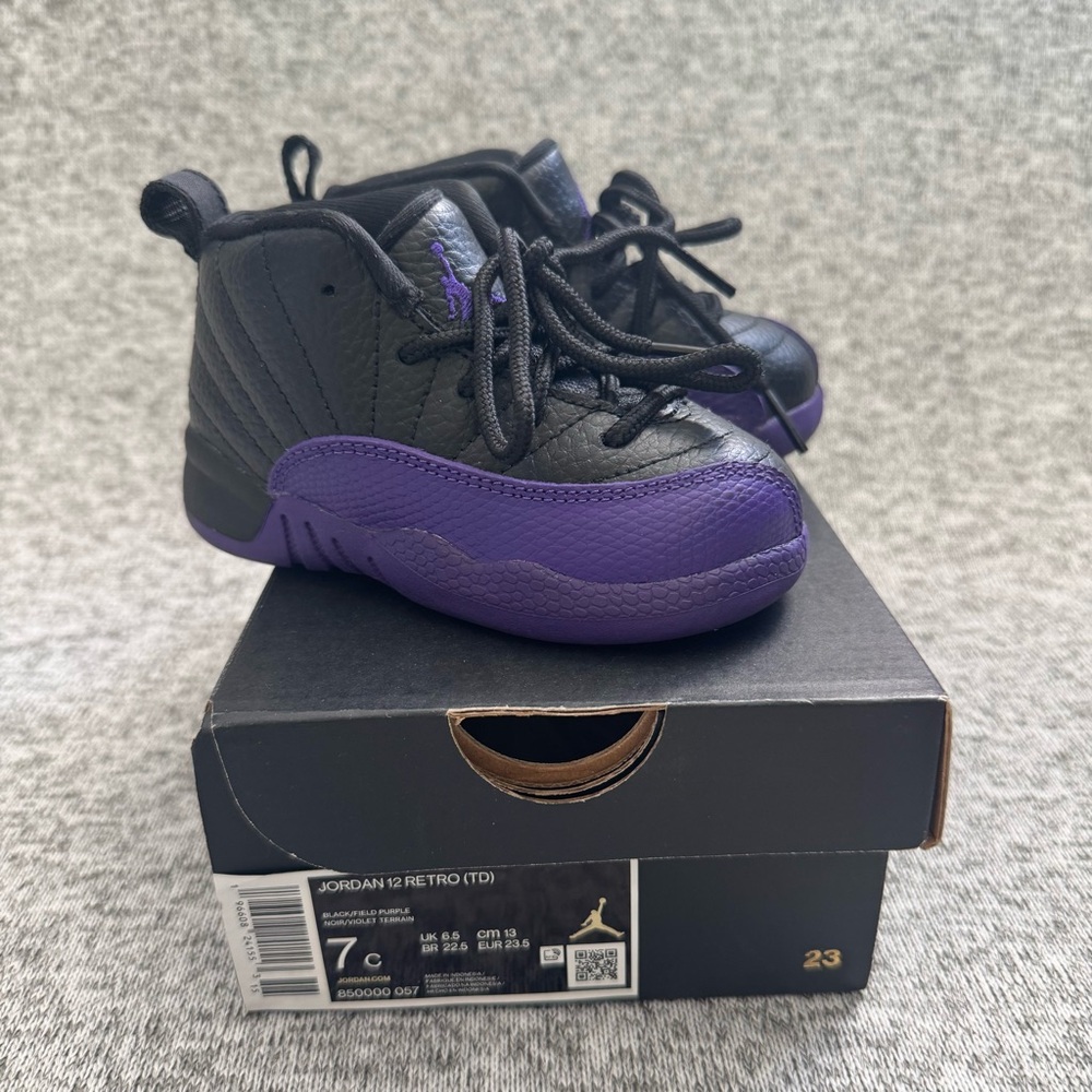 Jordan Kids' High-Top Sneakers in Black and Purple